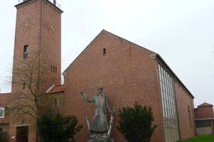Die katholische Kirche St. Norbert in Friedland.
